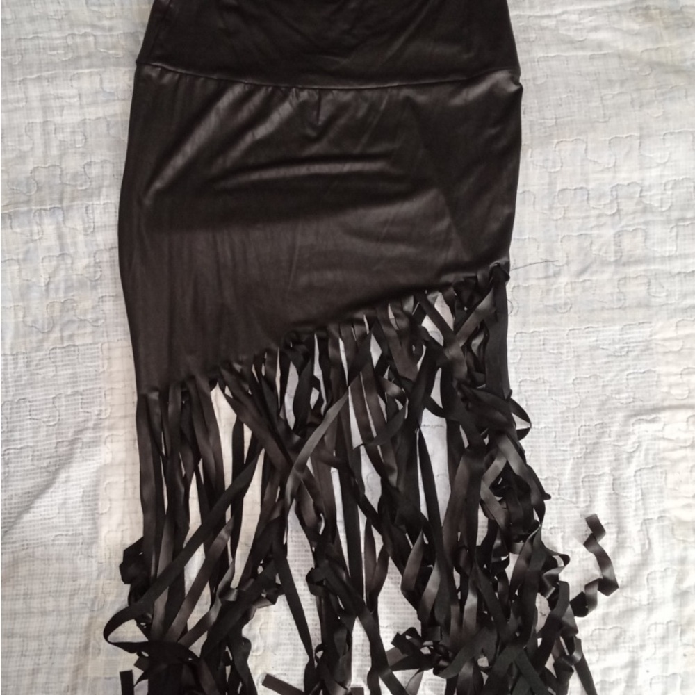Stylein Sophisticated Black Garment